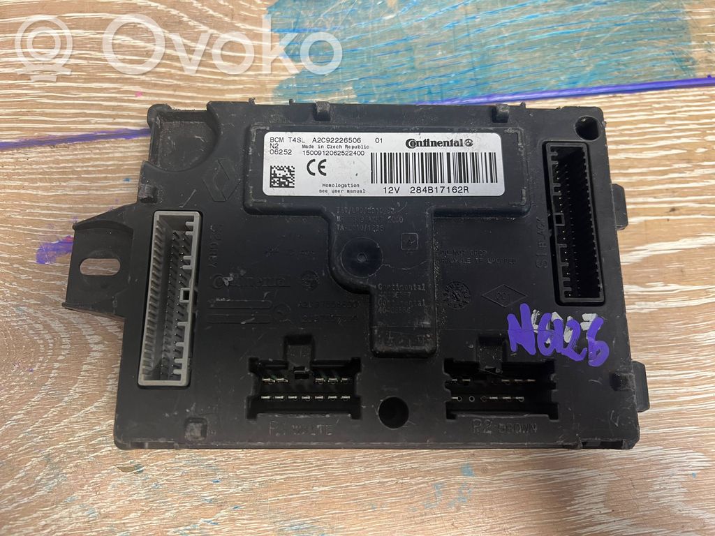 Dacia Sandero Engine control unit/module 