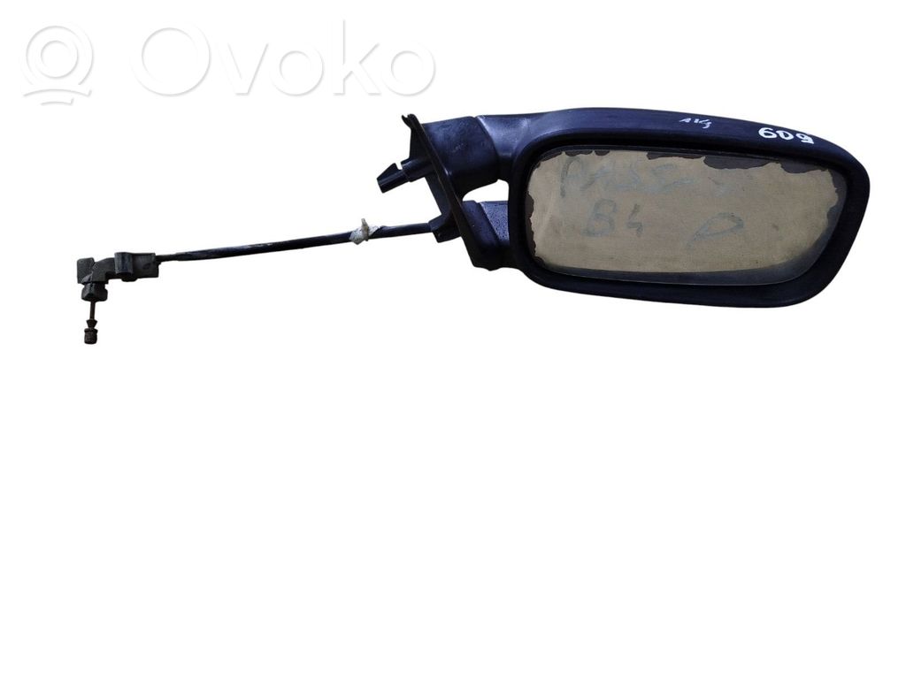 Volkswagen PASSAT B4 Manual wing mirror 