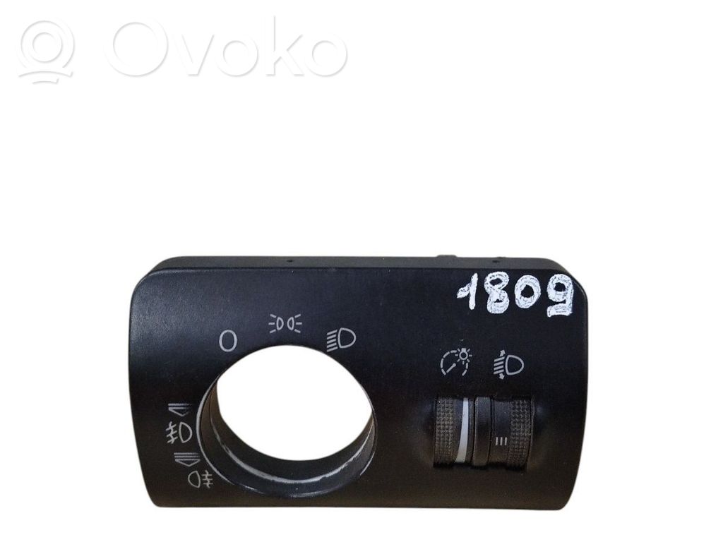 Audi A6 S6 C5 4B Headlight level height control switch 