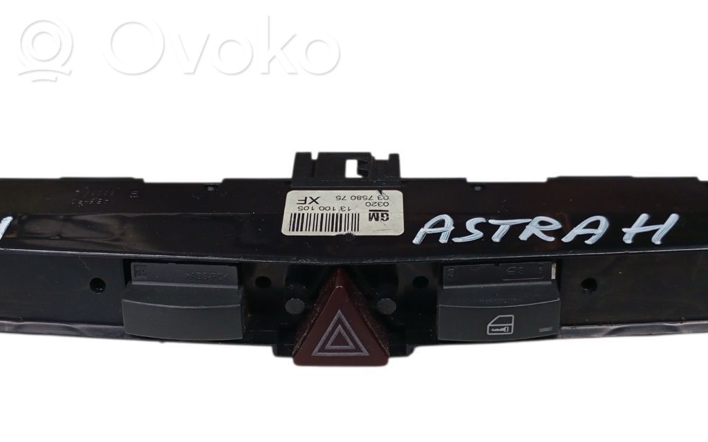 Opel Astra H Hazard light switch 