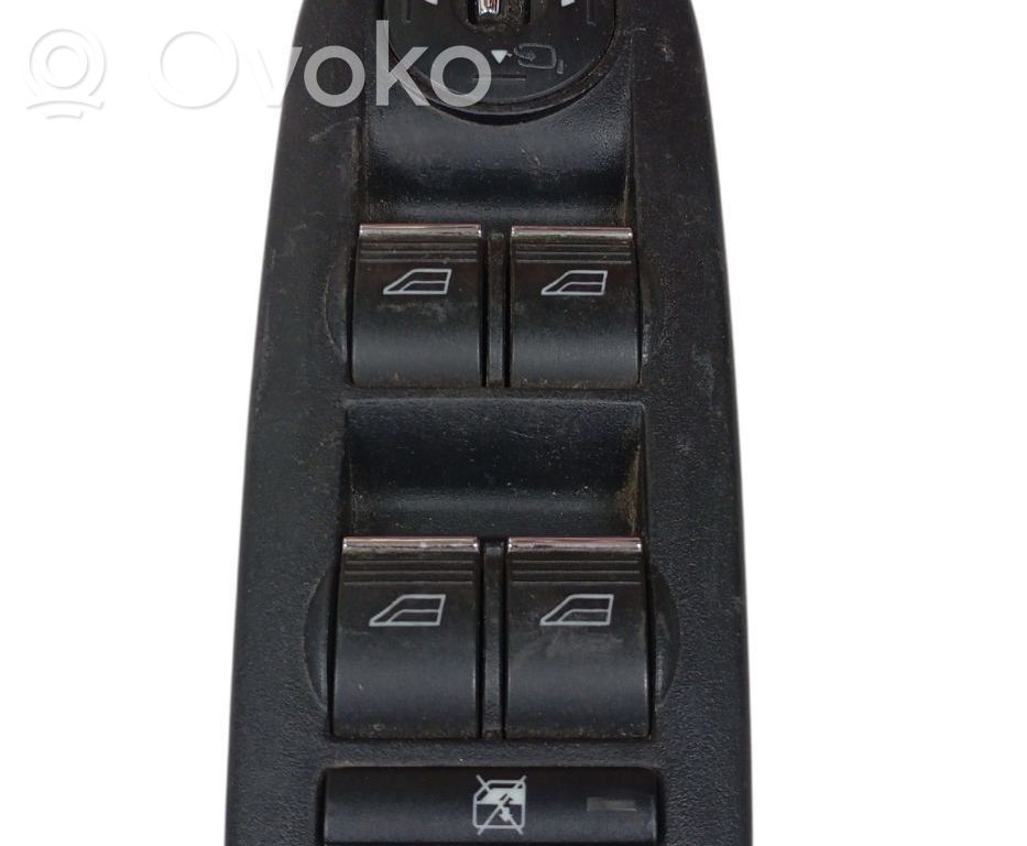 Ford Focus C-MAX Electric window control switch 