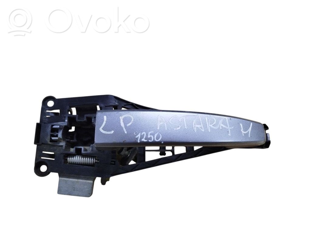 Opel Astra H Front door exterior handle 