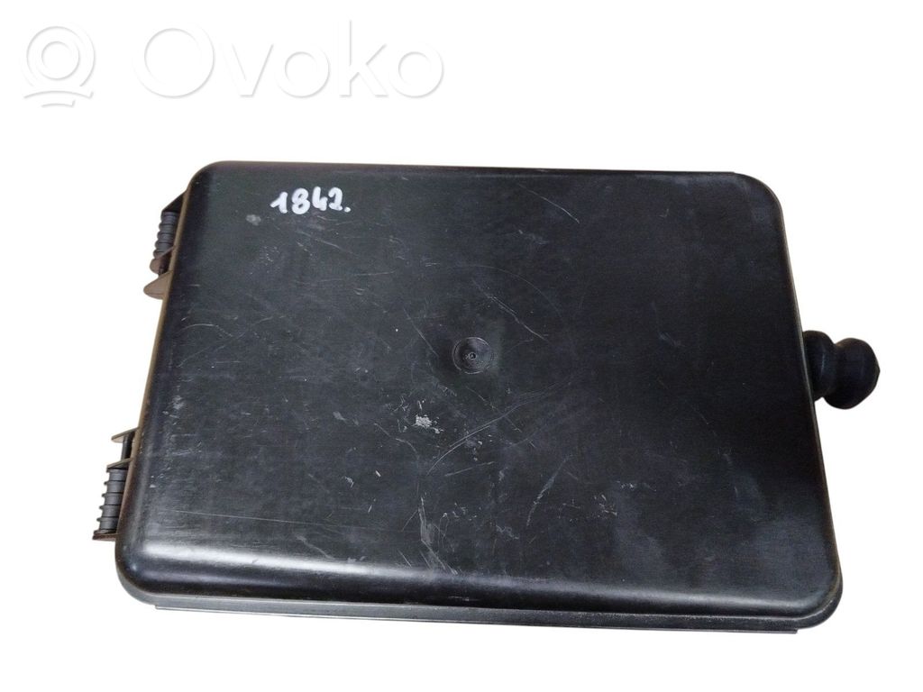 Audi A6 S6 C5 4B Fuse box cover 