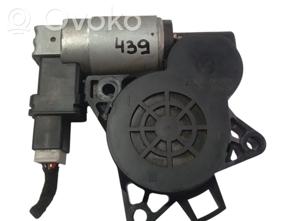 Mazda 3 I Front door window regulator motor 