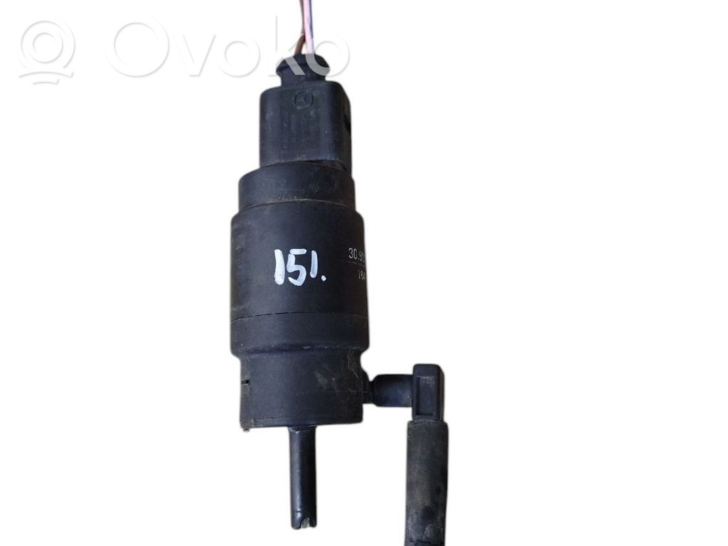 Mercedes-Benz E W211 Pumpe Scheibenwaschanlage 
