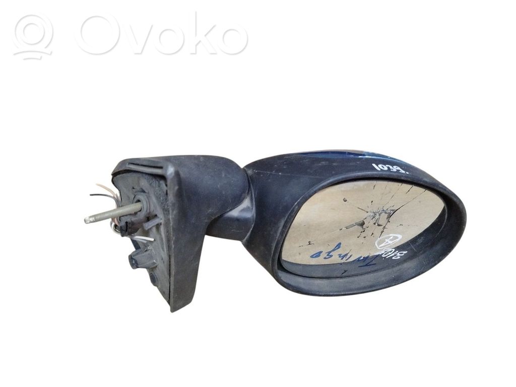 Renault Twingo I Front door electric wing mirror 