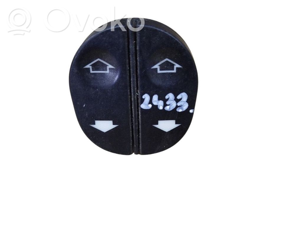 Ford Focus Electric window control switch 