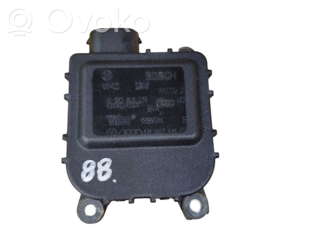 Audi A4 S4 B5 8D Silniczek nagrzewnicy 