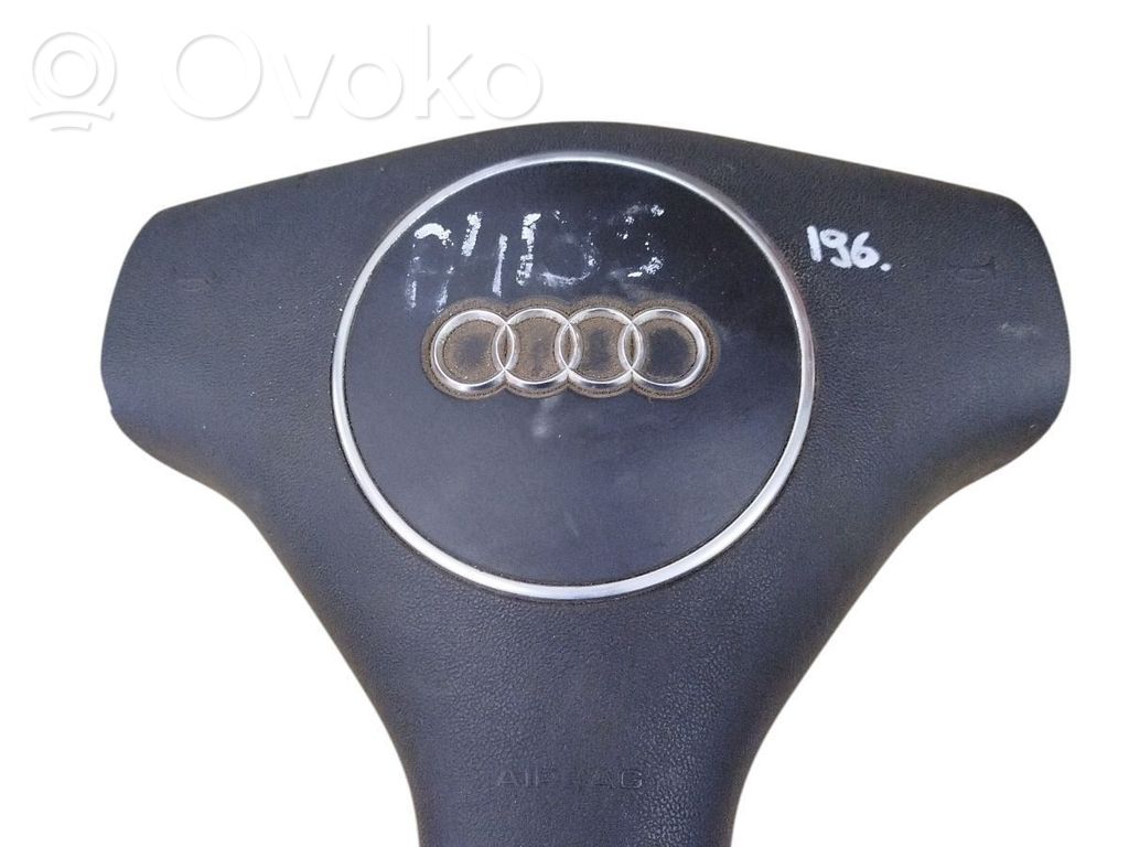 Audi A4 S4 B6 8E 8H Vairo oro pagalvė 