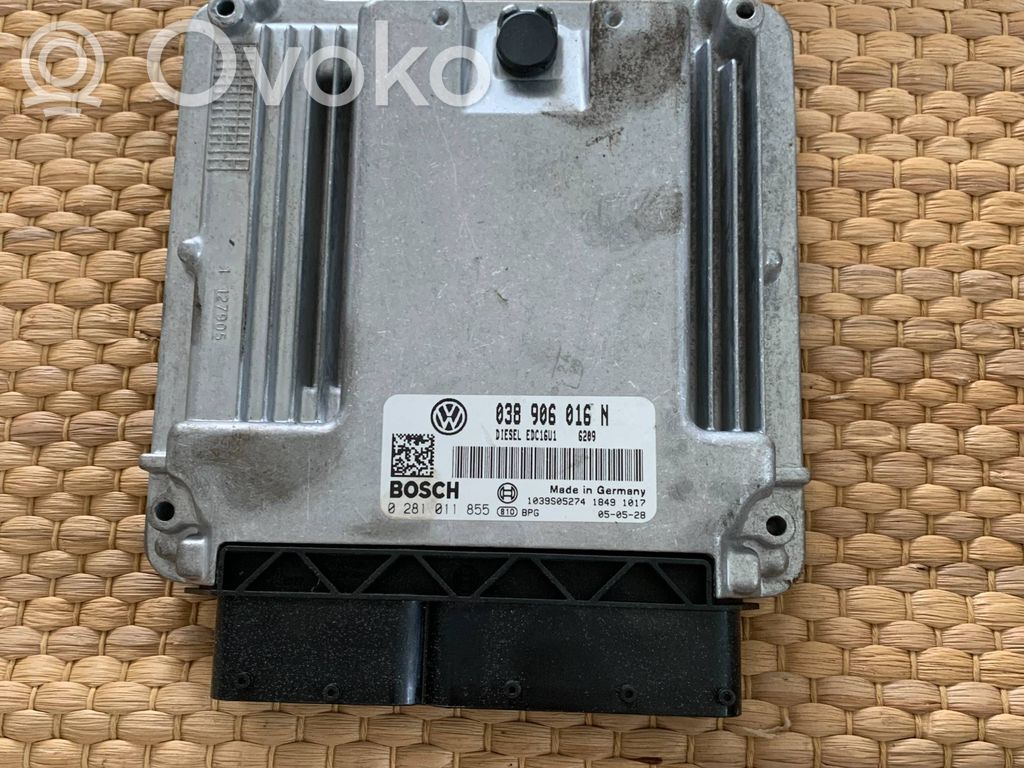 Volkswagen Transporter - Caravelle T5 Sterownik / Moduł ECU 