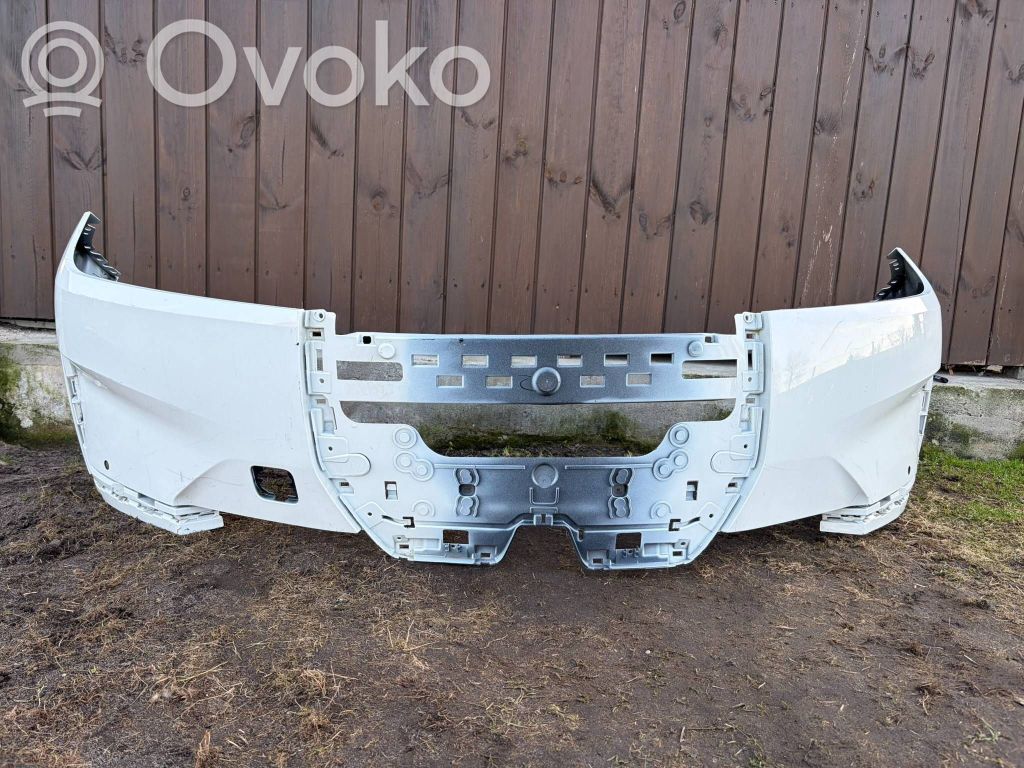 BMW iX Front bumper 