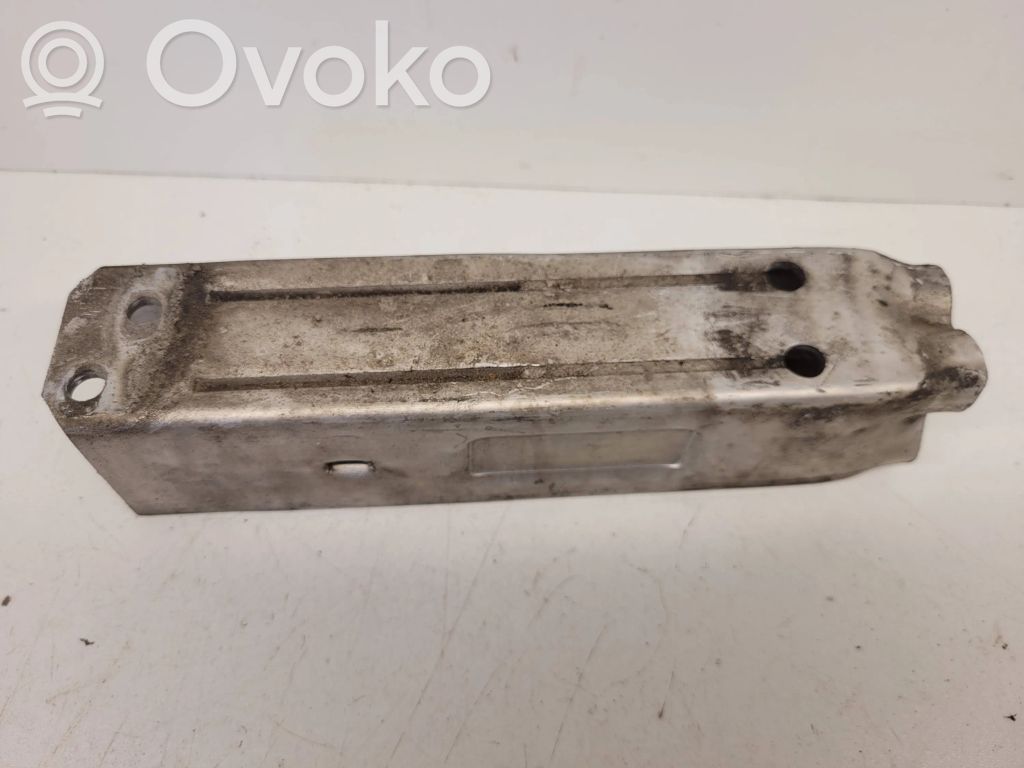 Front bumper mounting bracket   4F0807133,606360,HARA6063U