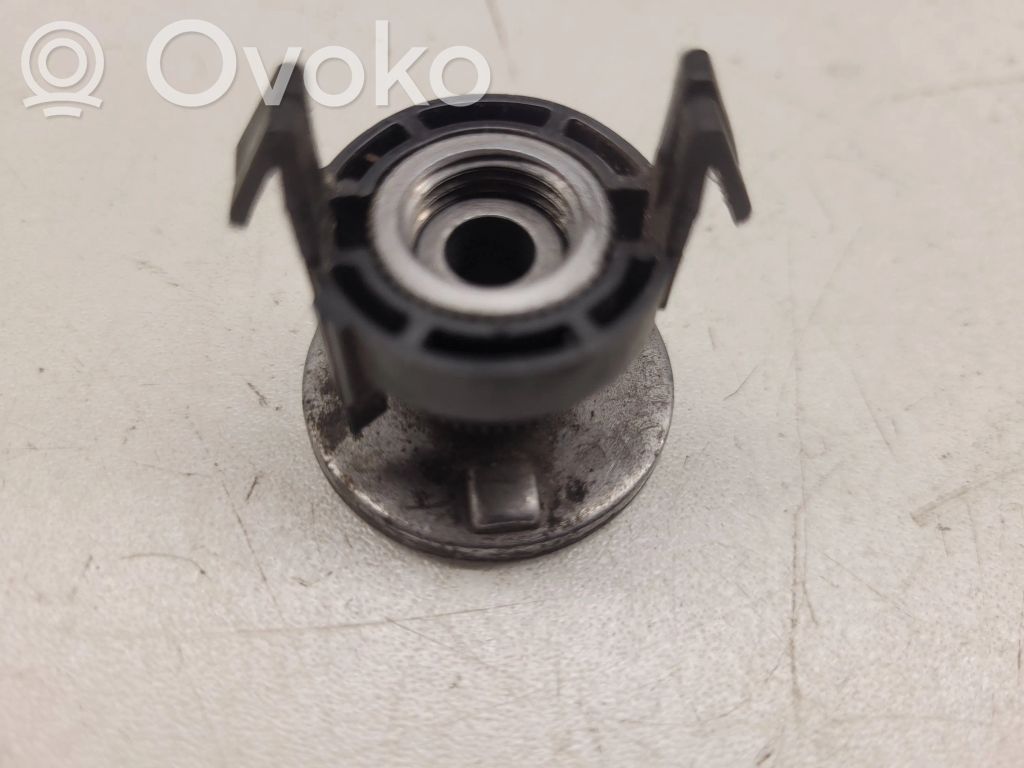 Audi A6 S6 C6 4F Staffa faro/fanale 