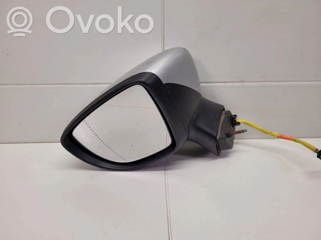 Renault Captur Front door electric wing mirror 