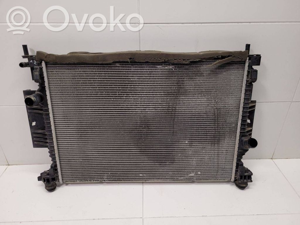 Ford Kuga II Coolant radiator 
