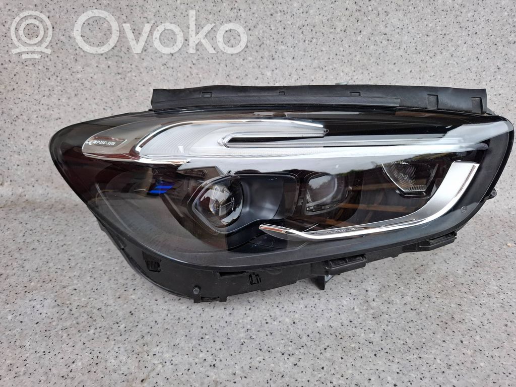 Mercedes-Benz B W247 Lampa przednia 