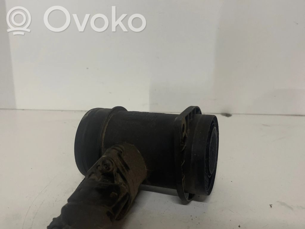 Volkswagen PASSAT B5.5 Mass air flow meter 