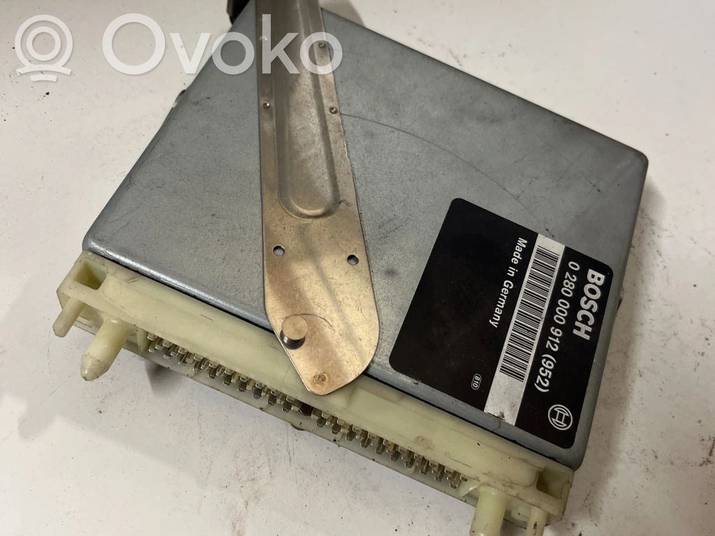 Volvo 850 Engine control unit/module 