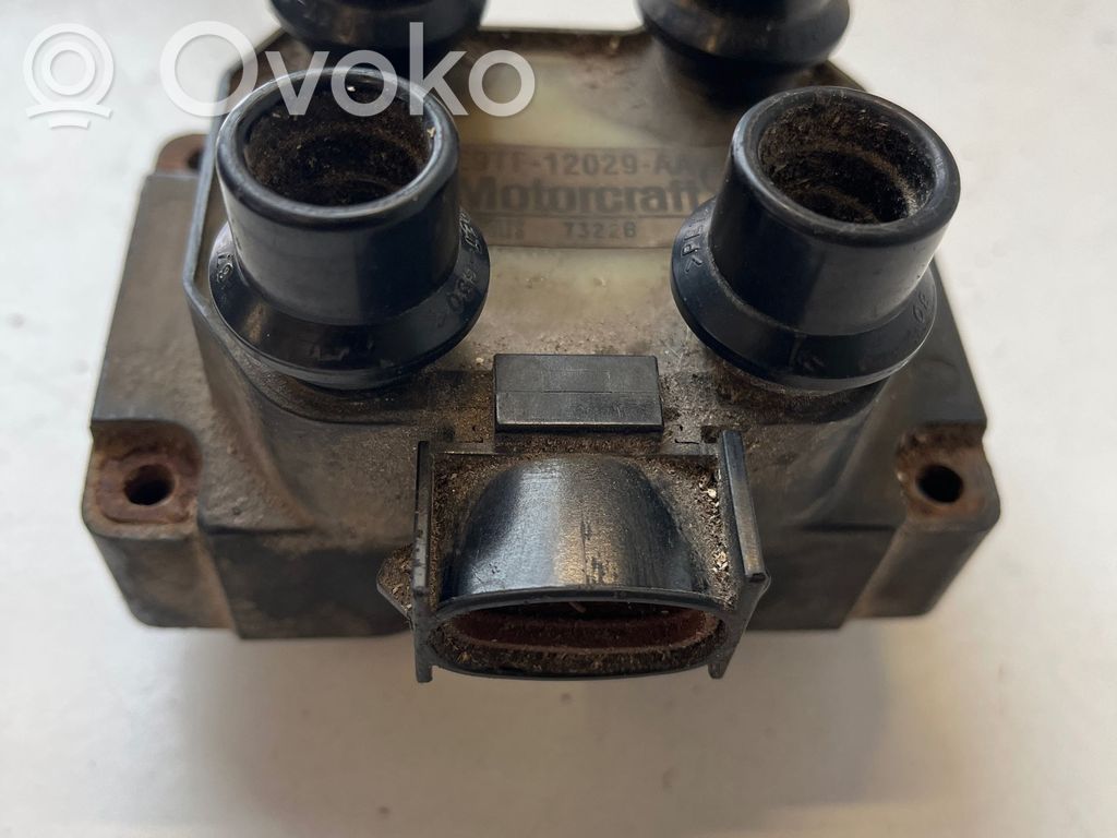 Ford Mondeo Mk III Aukštos įtampos ritė "babyna" 