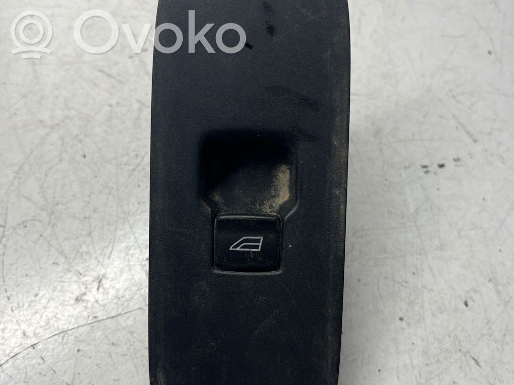 Volvo V50 Electric window control switch 