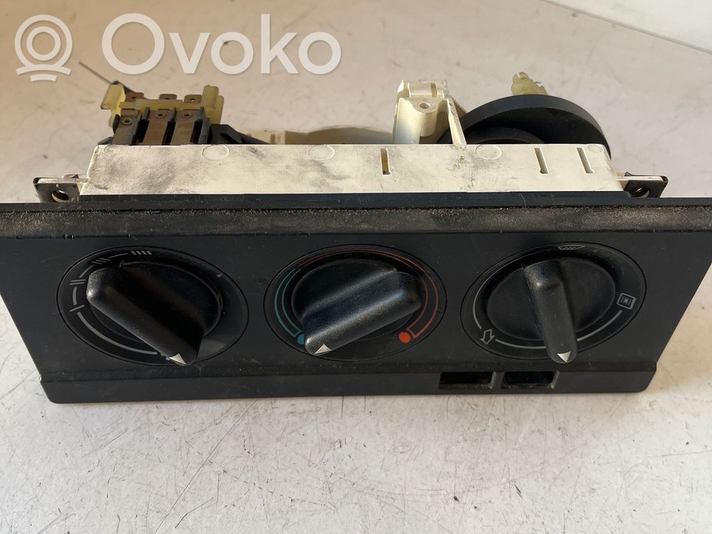 Audi 80 90 S2 B4 Climate control unit 