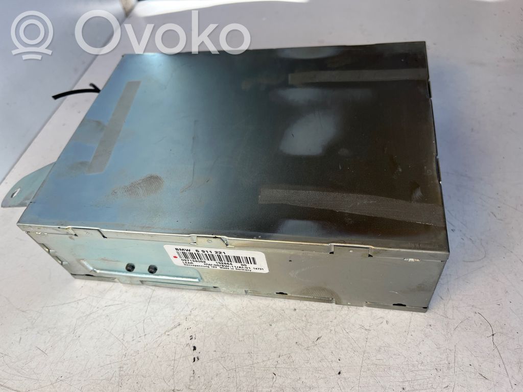 Unité / module navigation GPS   6911221,152664,037138052
