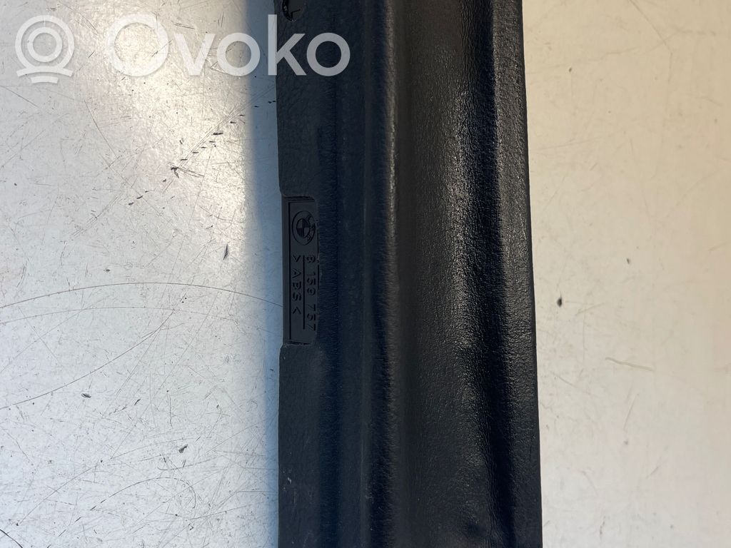 BMW 5 E39 Vairo ašies apdaila 