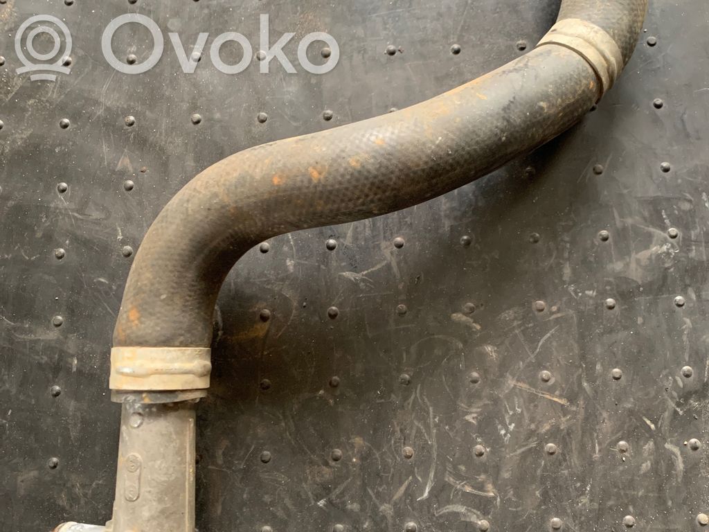 Mercedes-Benz E W211 Engine coolant pipe/hose 