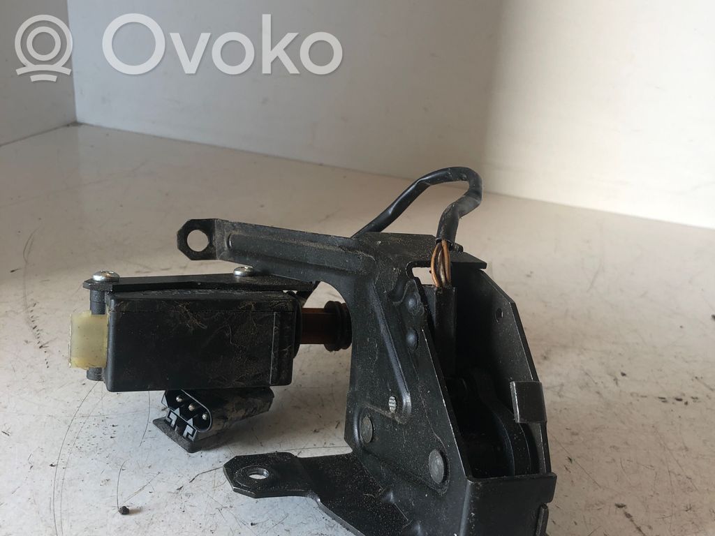 BMW 5 E39 Tailgate/trunk/boot lock/catch/latch 