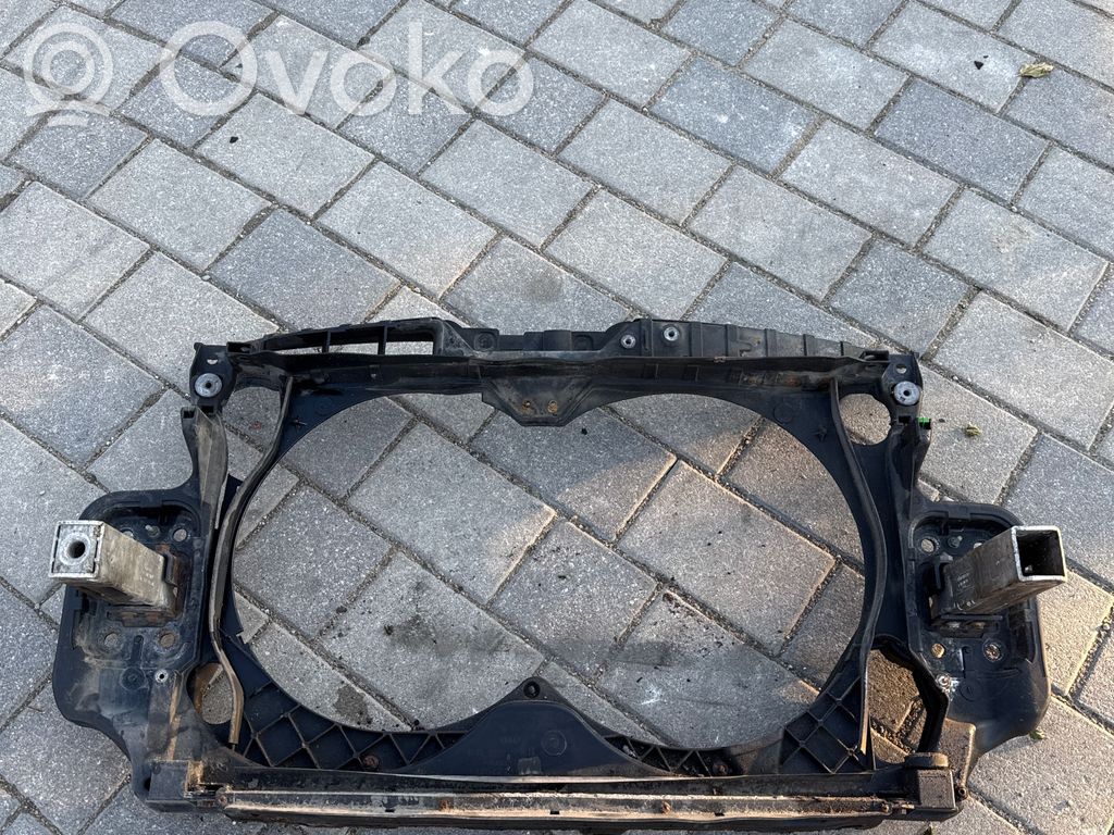 Audi A6 S6 C6 4F Radiatorių panelė 
