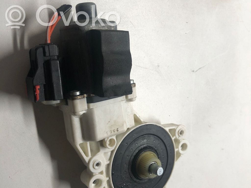 Dodge Caliber Silnik regulatora szyby drzwi przednich 