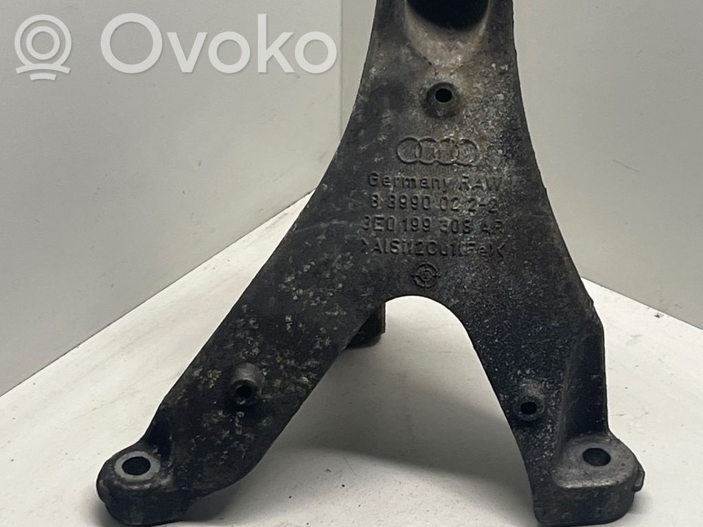 Engine mounting bracket   8E0199308