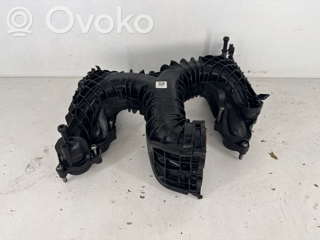Audi Q7 4M Intake manifold 