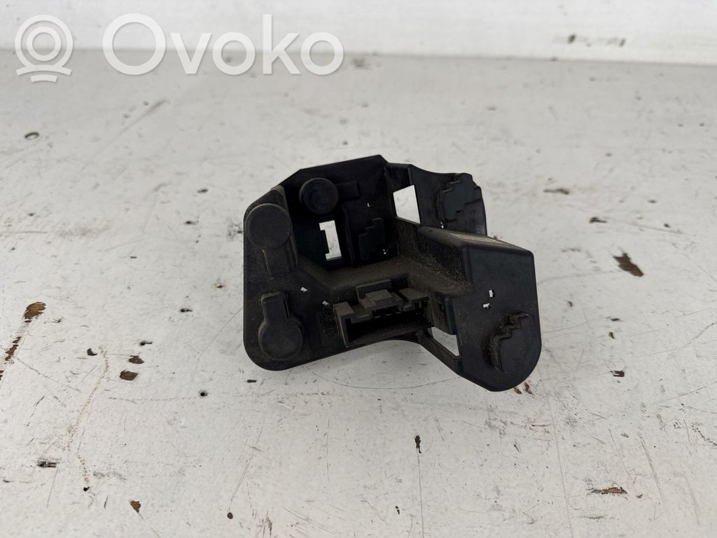 BMW 3 E92 E93 Tail light bulb cover holder 