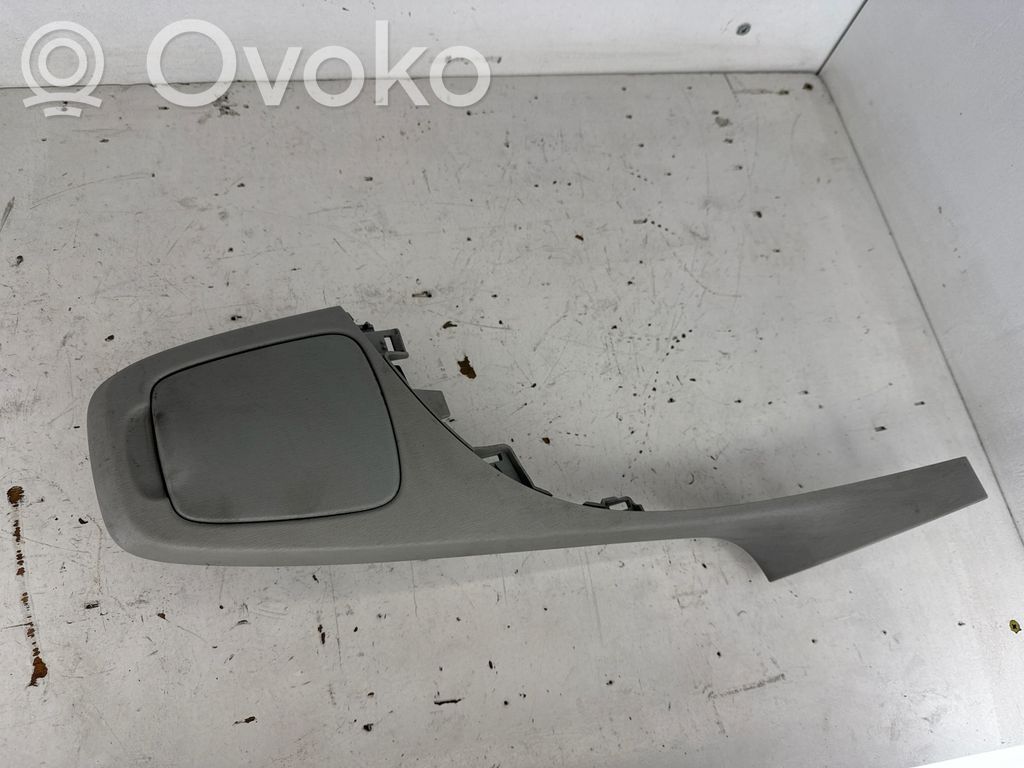 Toyota Prius (XW30) Przedni uchwyt na kubek tunelu środkowego 
