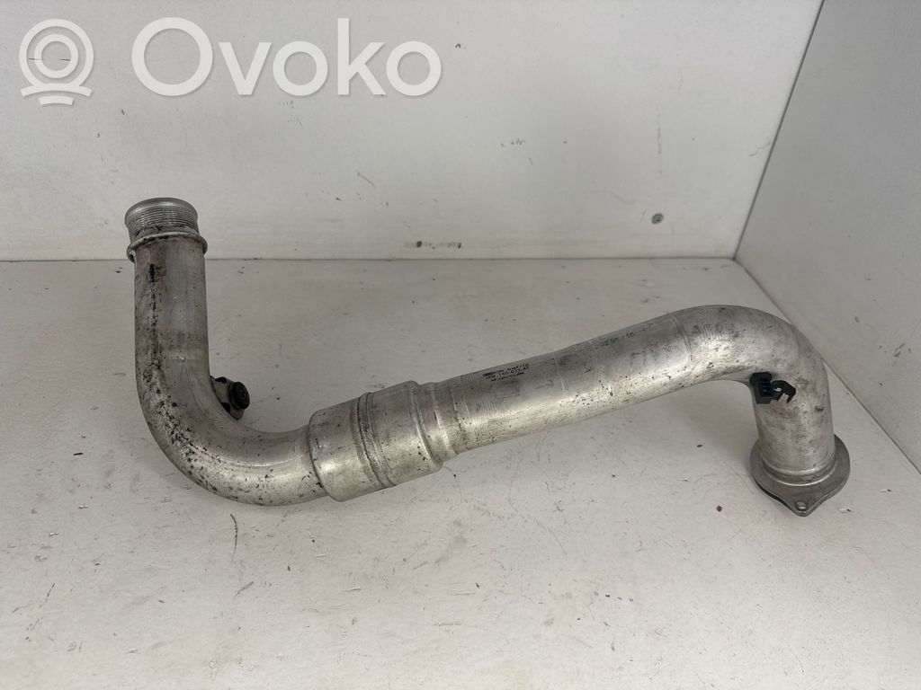 Audi Q7 4M Intercooler hose/pipe 