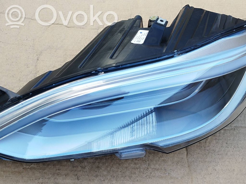 Tesla Model S Headlight/headlamp 