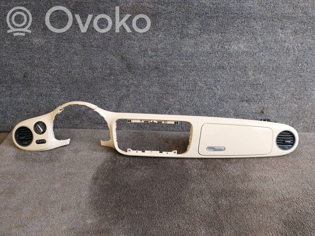 Volkswagen Beetle A5 Panel trim 