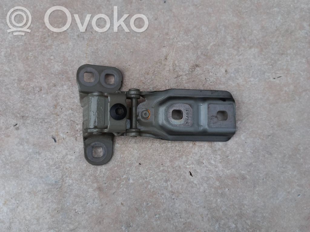 Tailgate/trunk/boot hinge   7300809,17120310