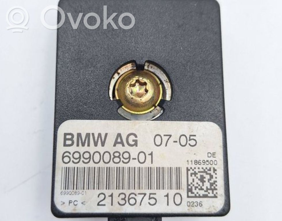 BMW X3 E83 Pystyantennivahvistin 