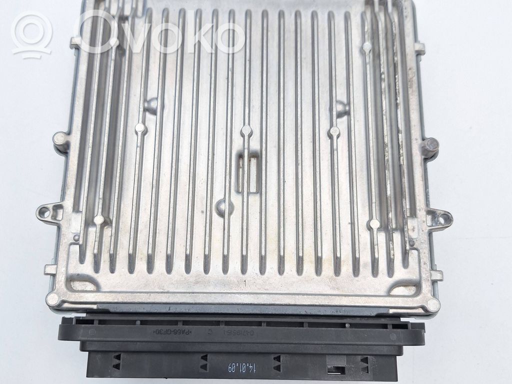 BMW 3 E90 E91 Dzinēja vadības bloks 