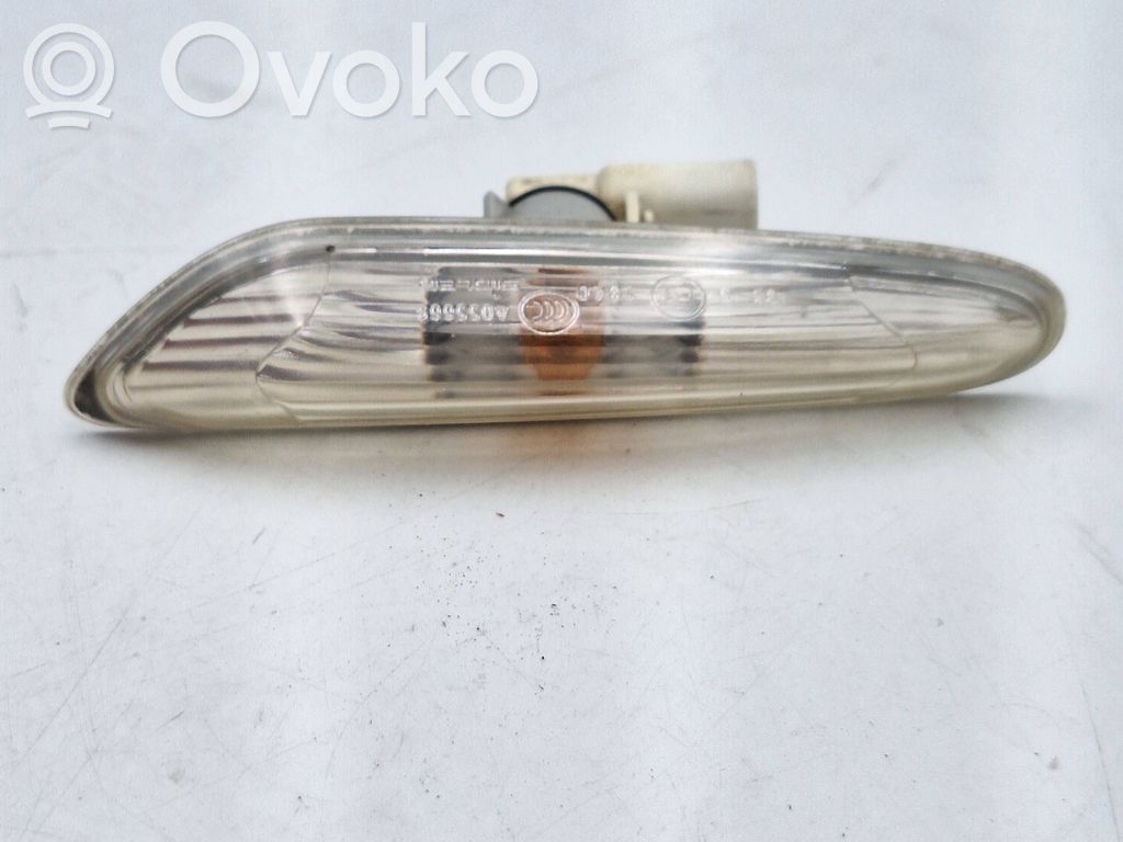 BMW X1 E84 Front fender indicator light 