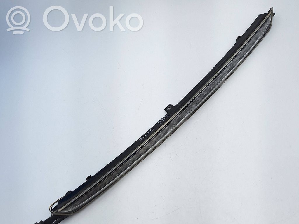 BMW 3 E46 Third/center stoplight 