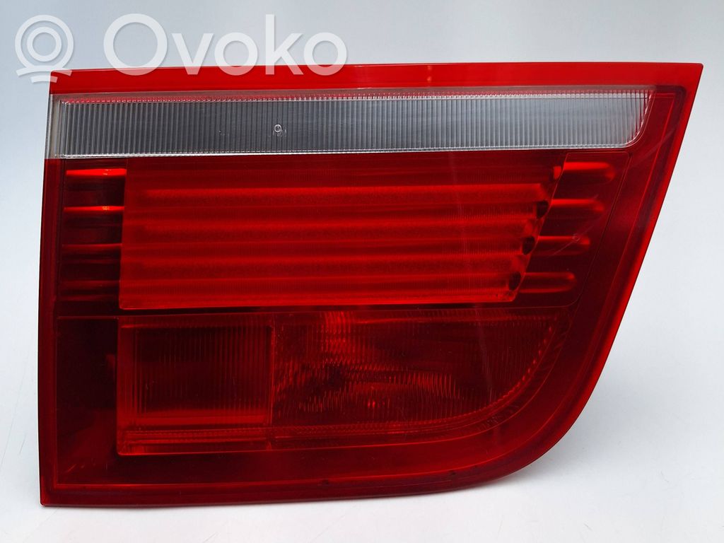 BMW X5 E70 Aizmugurējais lukturis pārsegā 