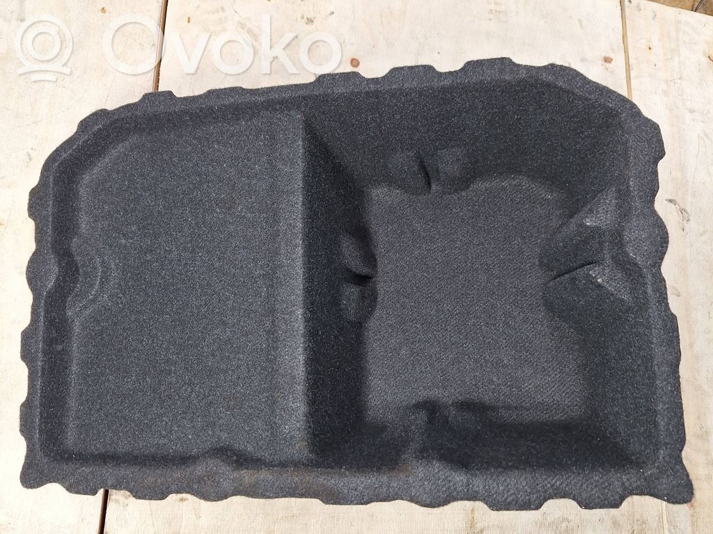 Daiktadėžė bagažinėje   7148920,51477148920