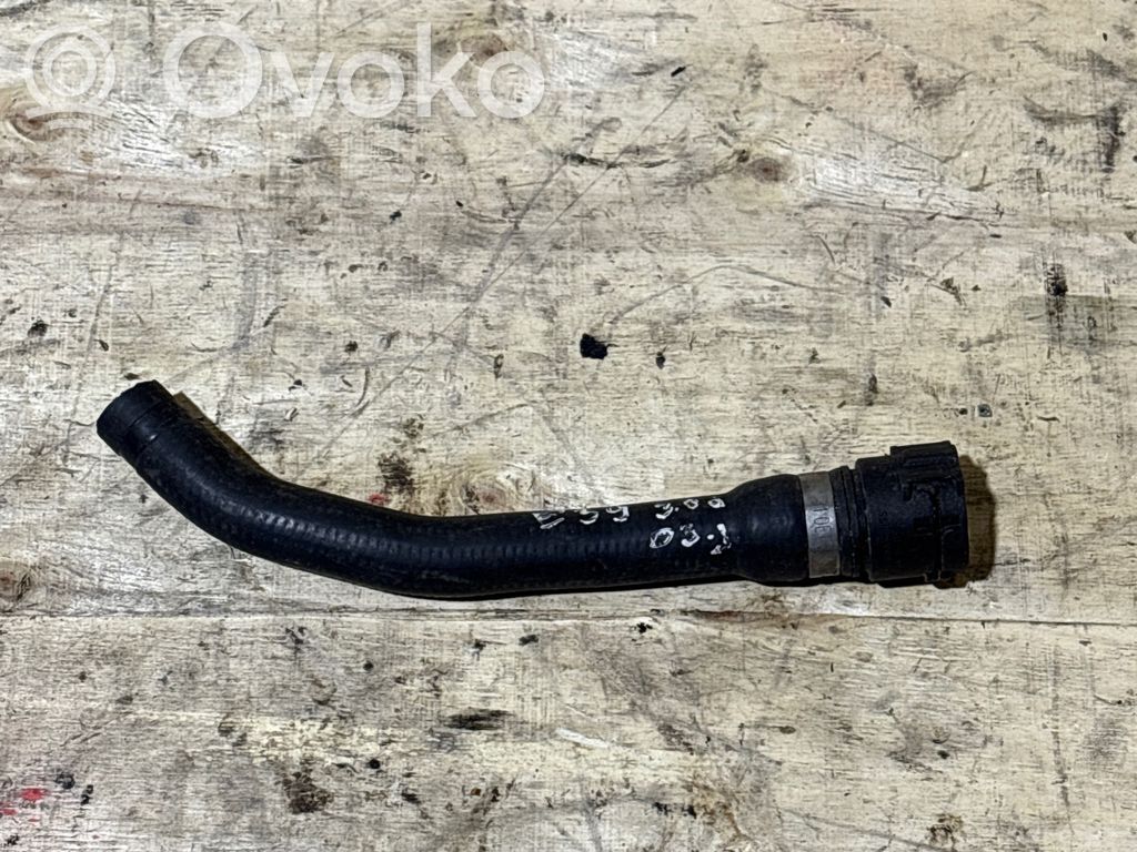 BMW 5 E39 Engine coolant pipe/hose 