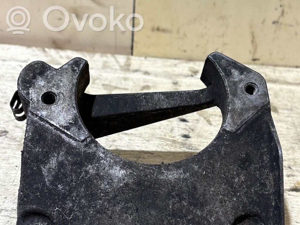 Support, suspension du moteur   6761117,22116761117