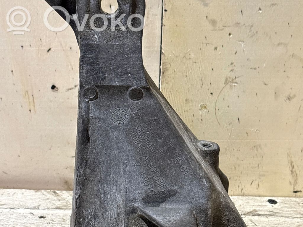 Engine mounting bracket   6781916,6782038,22116782038,22116775042,22116781916