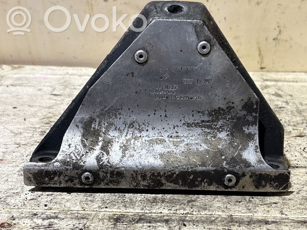 Engine mounting bracket   6777628,22116777628