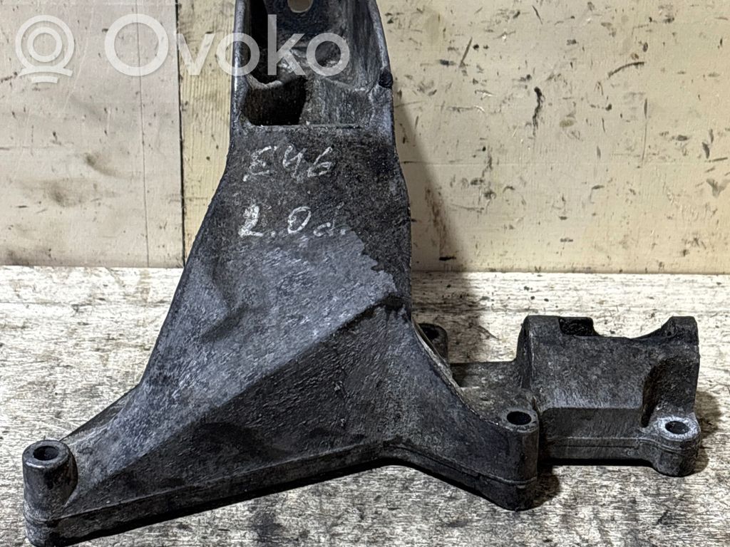 BMW 3 E46 Engine mounting bracket 
